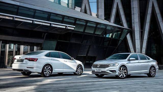 大众速腾的价位跟迈腾相差多少钱,大众速腾2022款1.4t舒适版1成首付