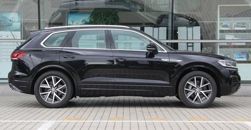 与大众途锐同平台的车,和卡宴一个平台的大众