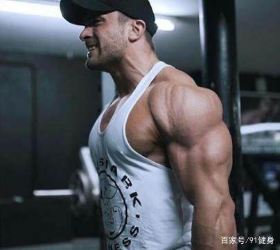 卧推肩膀疼怎么缓解,卧推肩膀疼如何做康复