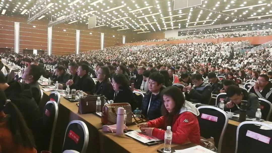 只要孩子健康学习不好也没关系,只要身体健康学习成绩无所谓