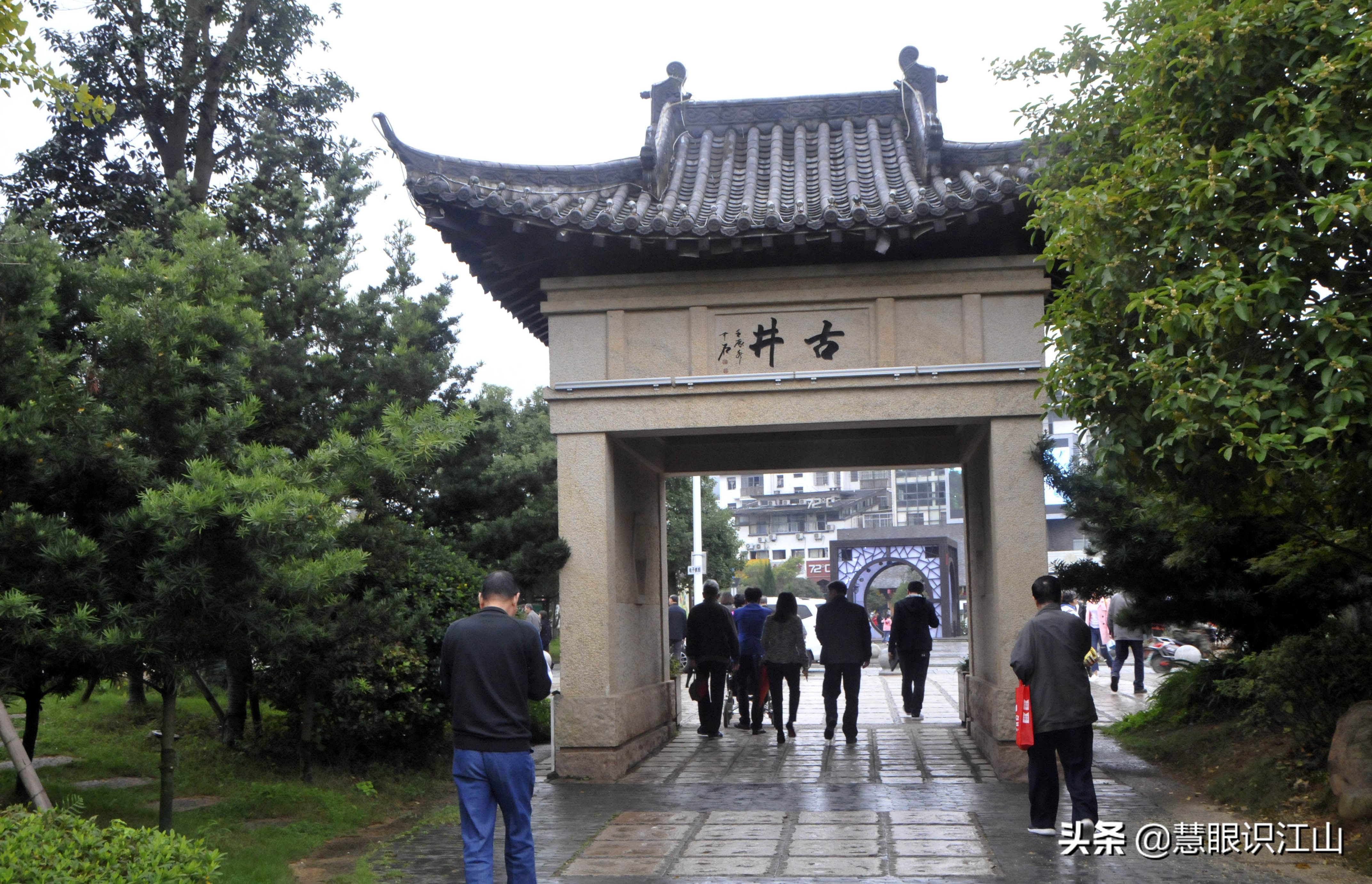 万人泡温泉吉尼斯纪录,宜春温汤泡脚的地方