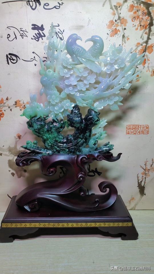 我典当了二十个翡翠手镯，换来了拜鉴定专家为师的机缘奇遇