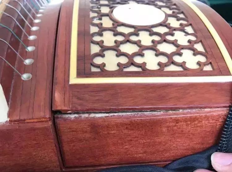 古筝发霉潮湿怎么办,古筝太阳晒后怎么补救