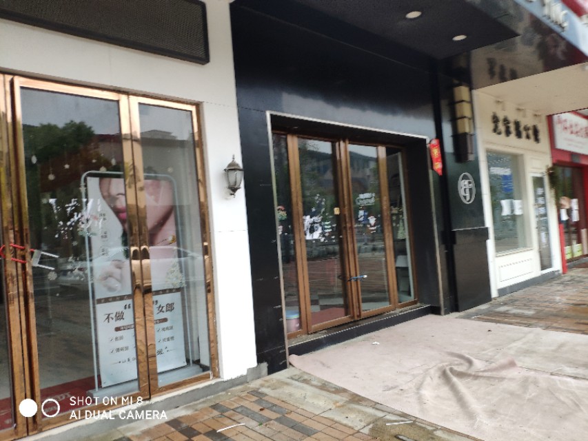 南昌红谷滩万达商铺多少钱出租,南昌红谷滩万达金街商铺出售