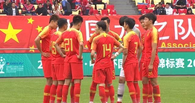 聂卫平：男足国脚没有智力，若我是足协主席，官员和球员全开除！