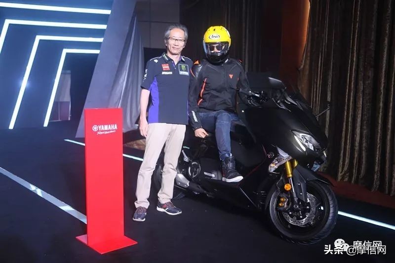 雅马哈tmax530顶配价格,雅马哈tmax530和xmax300对比