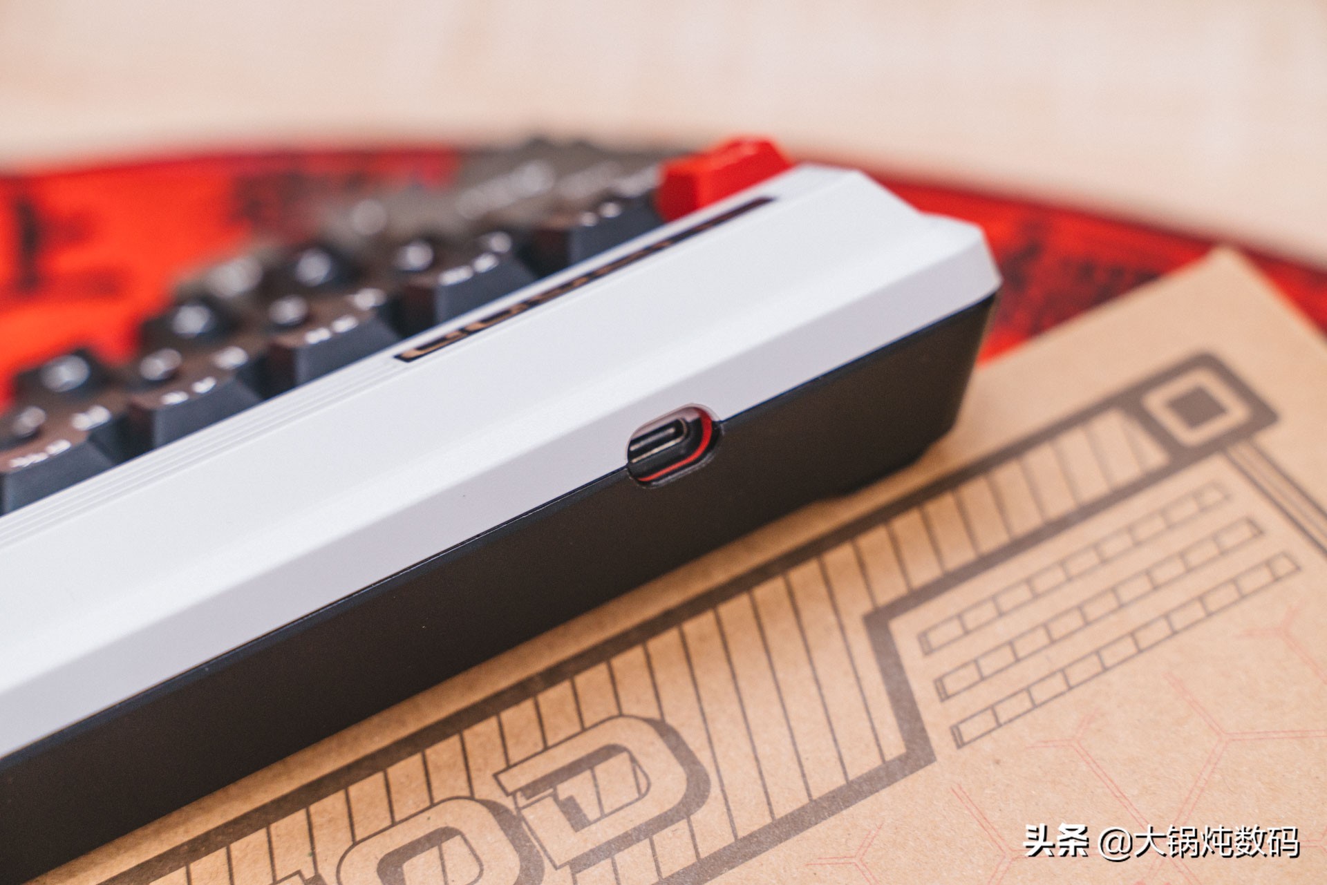 杜伽fusion键盘红轴,杜伽fusion键盘好用吗