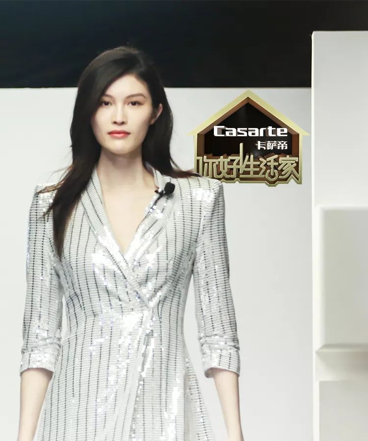 刘雯2020全球超模收入榜排第几,2018年最赚钱模特刘雯