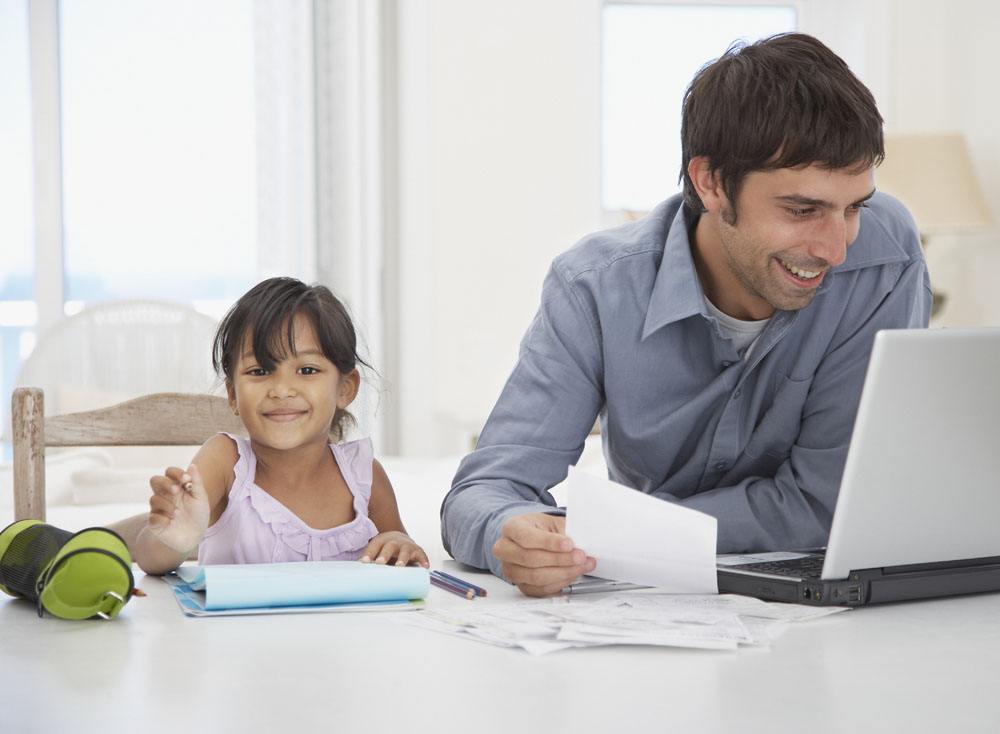 英国人疫情隔离期观看企鹅交配视频，因为看的人太多，网站瘫痪了