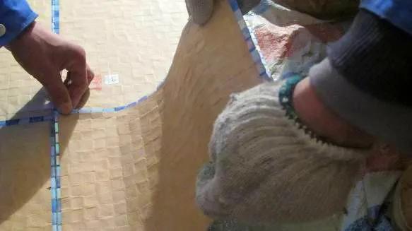 石材拼花地面铺贴过程,石材马赛克拼花