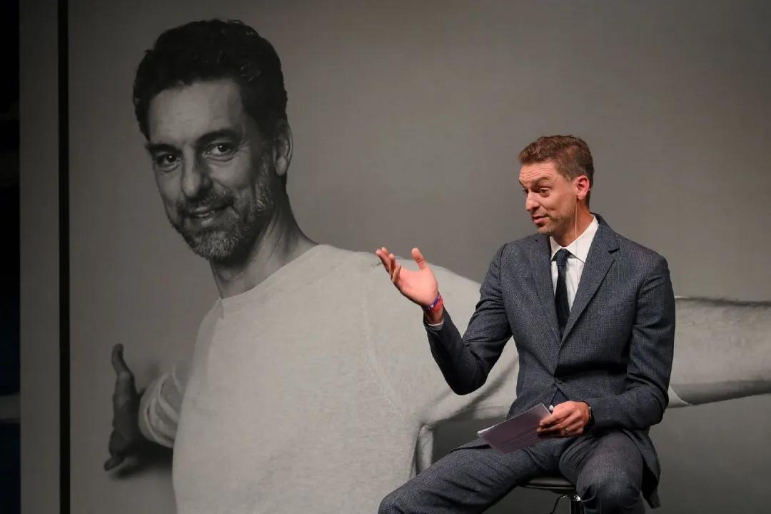 加索尔退役仪式说西班牙语,加索尔谈退役视频完整版