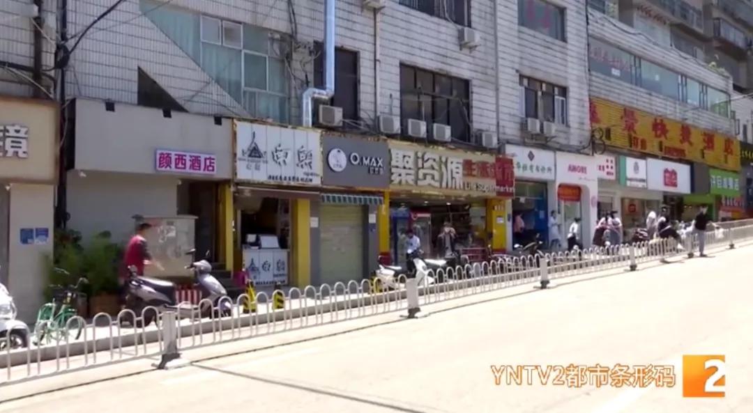 “一天亏700元!”昆明网红美食街园西路冷冷清清,多家店铺关门转让