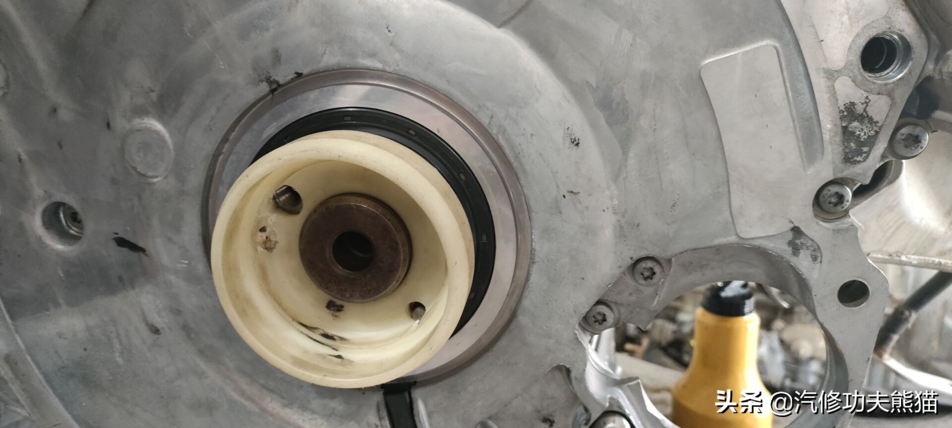 现在最新款的奥迪烧不烧机油,奥迪q7哪年有的柴油