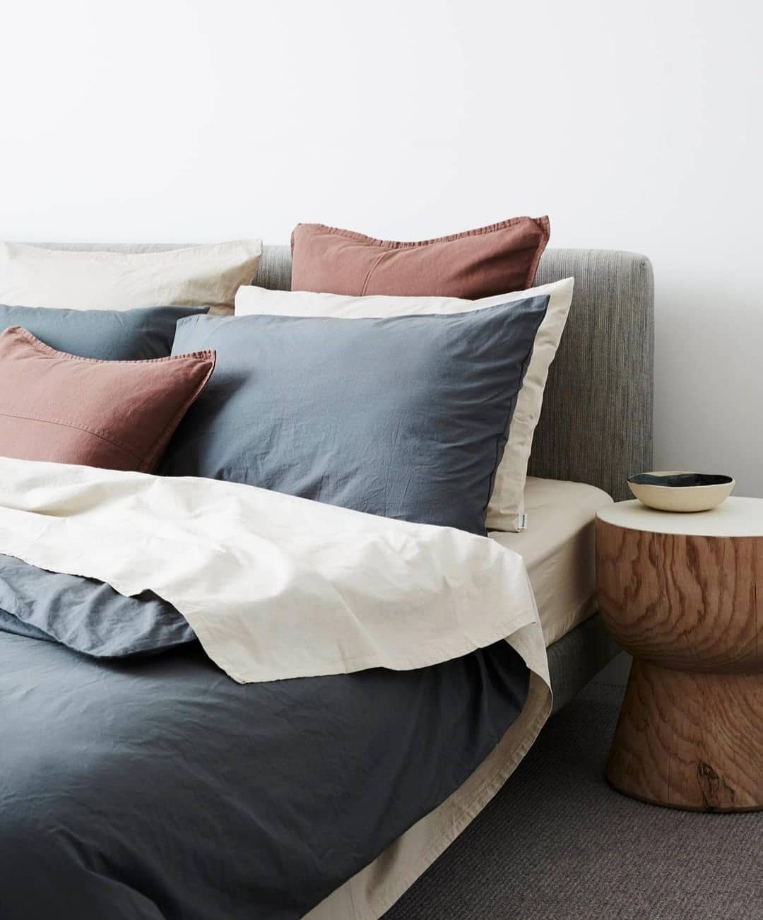 床品为啥叠的地方褪色,床品掉色属于质量问题吗