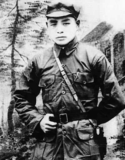 红军医学博士：徐海东的救命恩人，两次任卫生部长计划生育做贡献