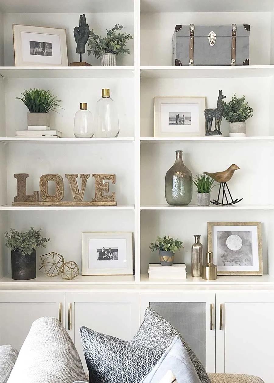 书架花瓶怎么摆,书柜摆放物件效果图