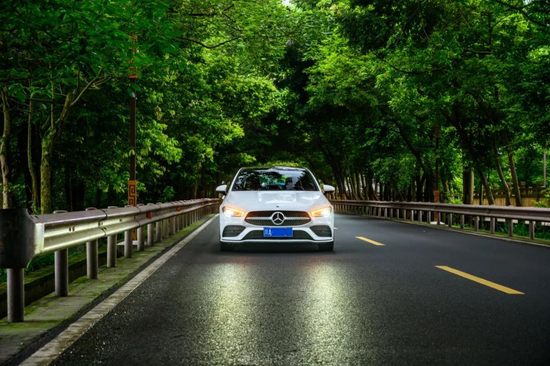 2016款奔驰cla200值得入手吗,奔驰cla200动感型16款测评