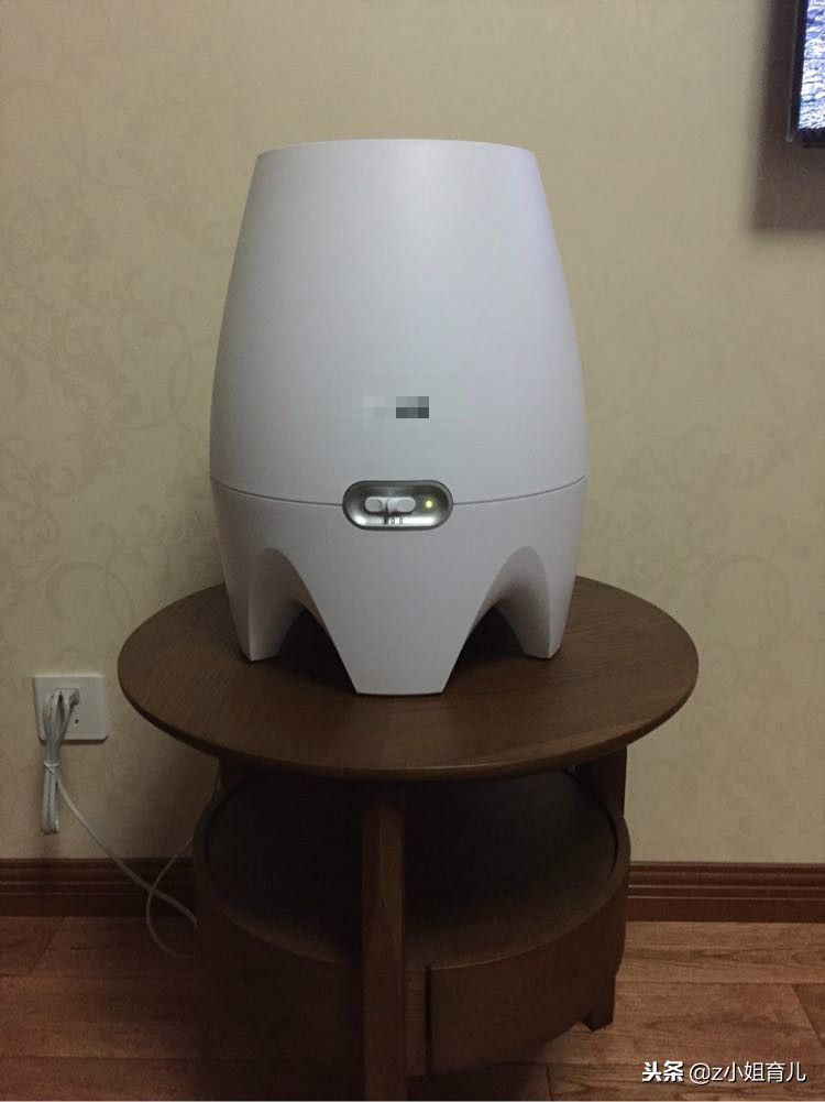 宝宝皮肤干燥粗糙像鸡皮疙瘩,宝宝皮肤干燥起皮摸着粗糙怎么办