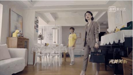 职场剧虽下线,但她们的衣柜我收藏了