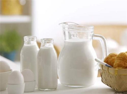 给小孩买牛奶推荐,纯牛奶买什么牌子给小孩喝比较好