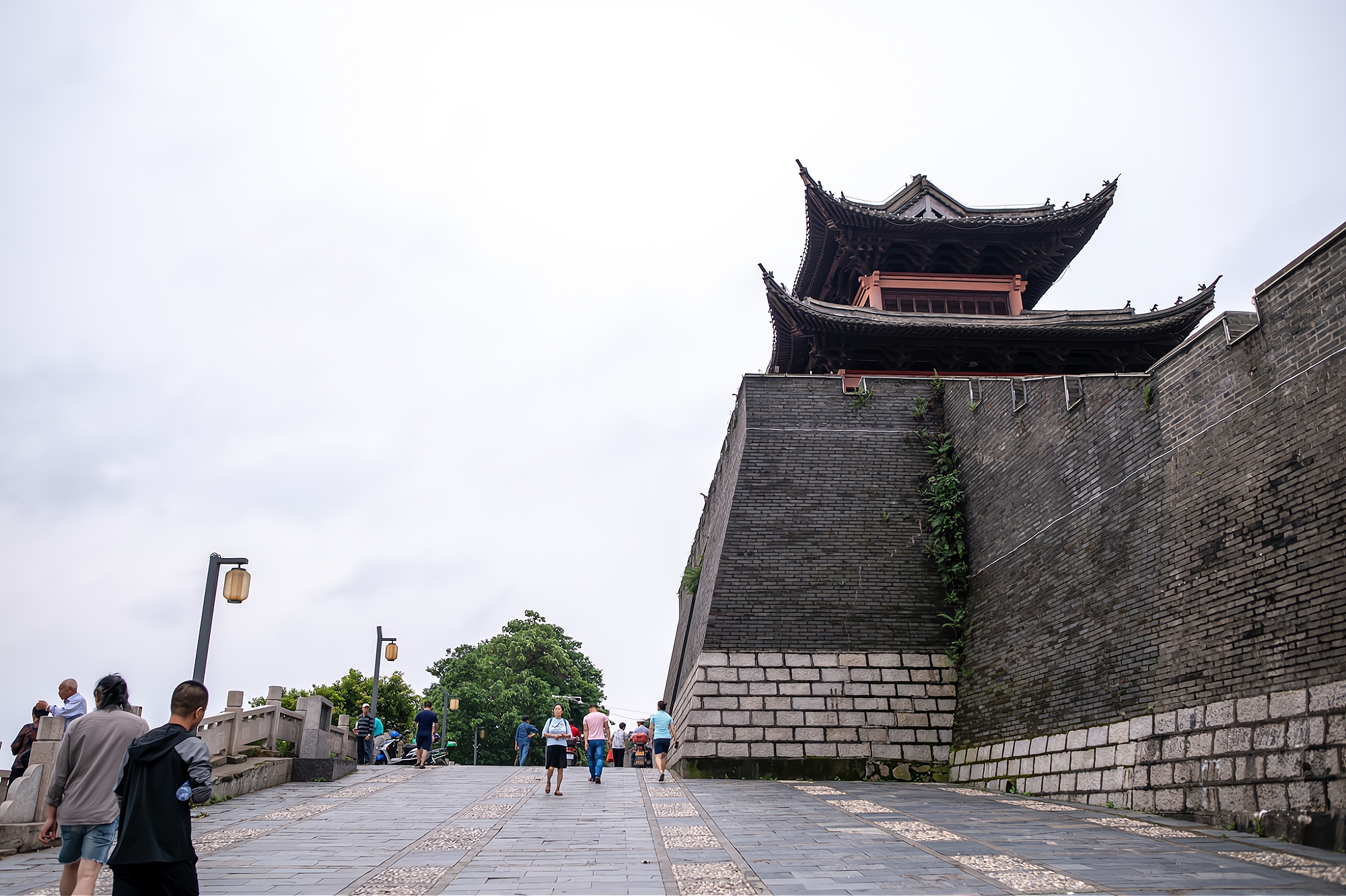 江西赣州,一座被严重低估的旅游城市,被誉为“江南宋城”