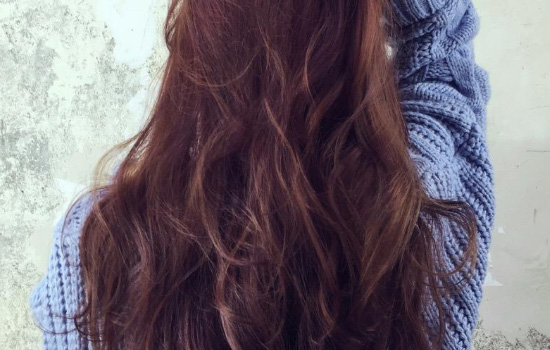 闷青色染完太绿怎么办,冷色调发色怎么能快速洗掉