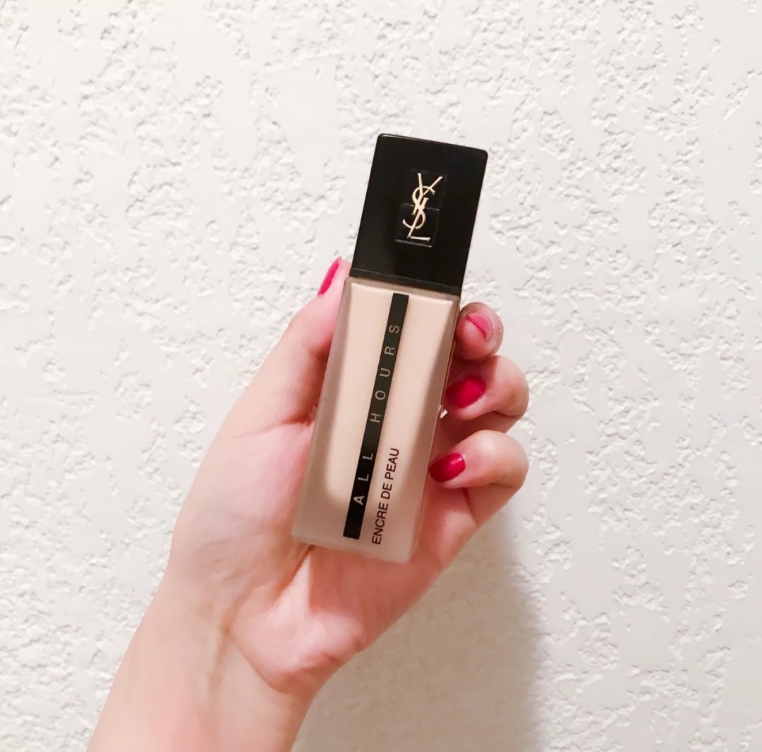 热门粉底液分享,迪奥水润,圣罗兰轻薄不卡粉,NARS抗氧化效果好