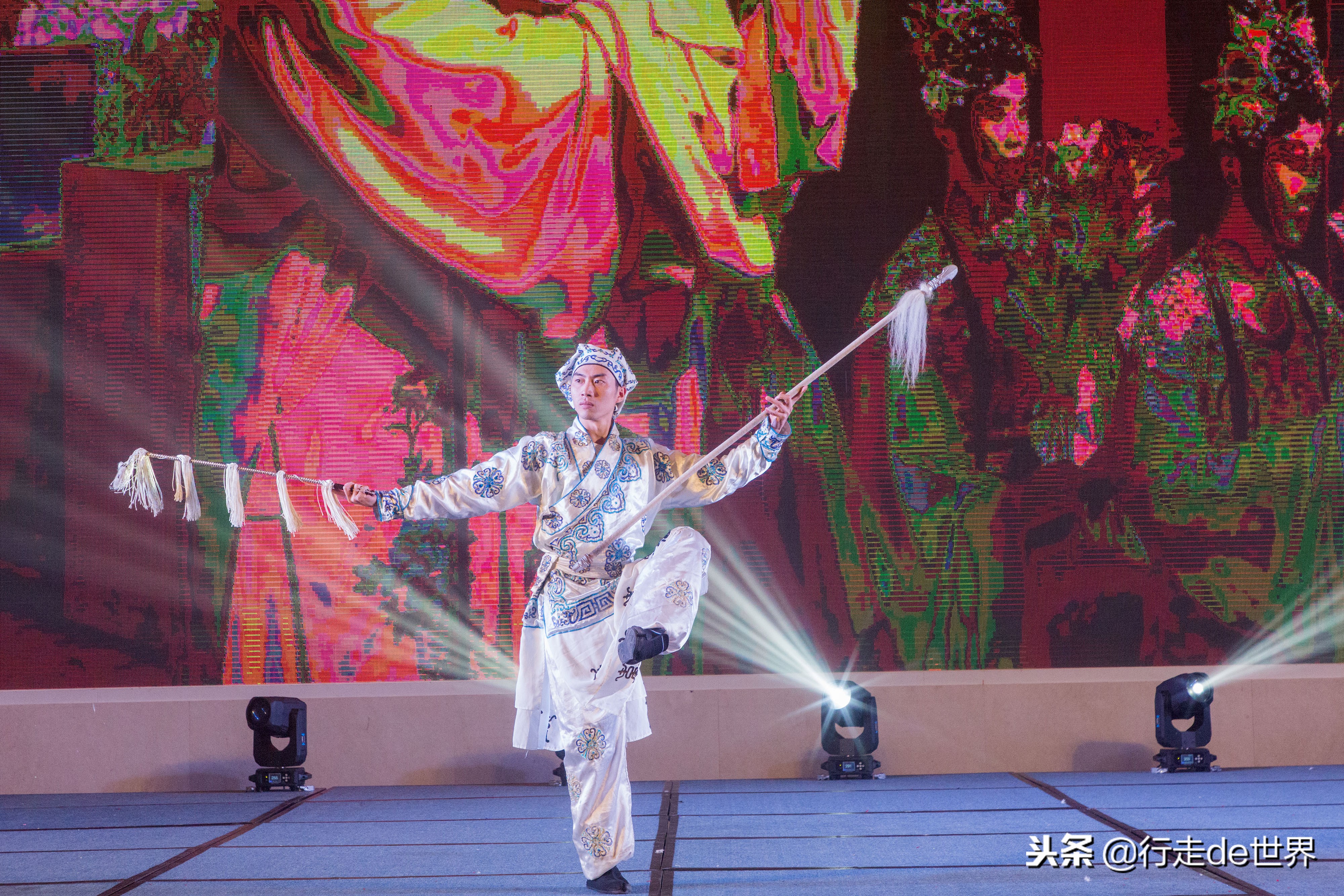 超多网红小姐姐打卡,网红温泉云瑶谷温泉