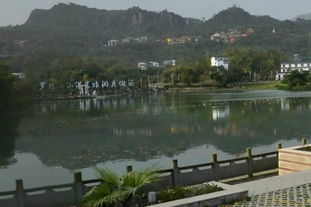 成都周边泡温泉最佳的地方,成都周边泡温泉推荐排行榜第一名