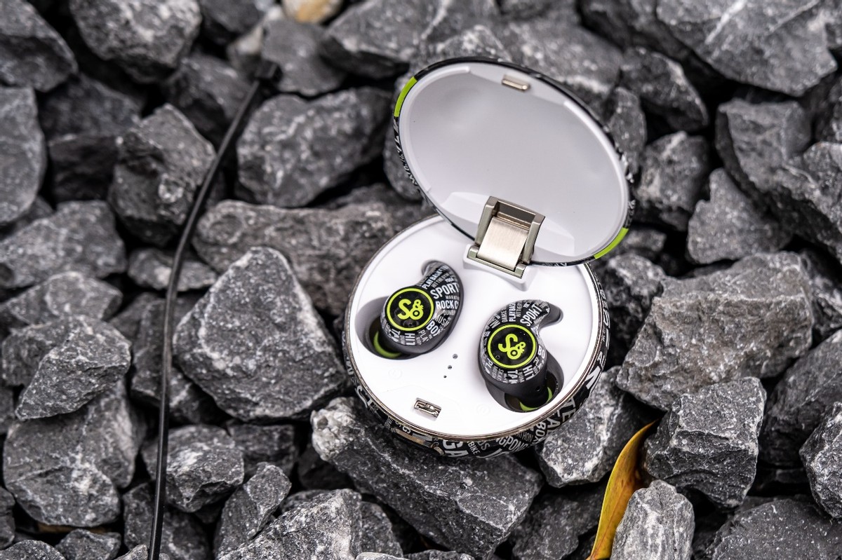 魔浪s蓝牙耳机颜色区别,运动蓝牙耳机推荐魔浪s