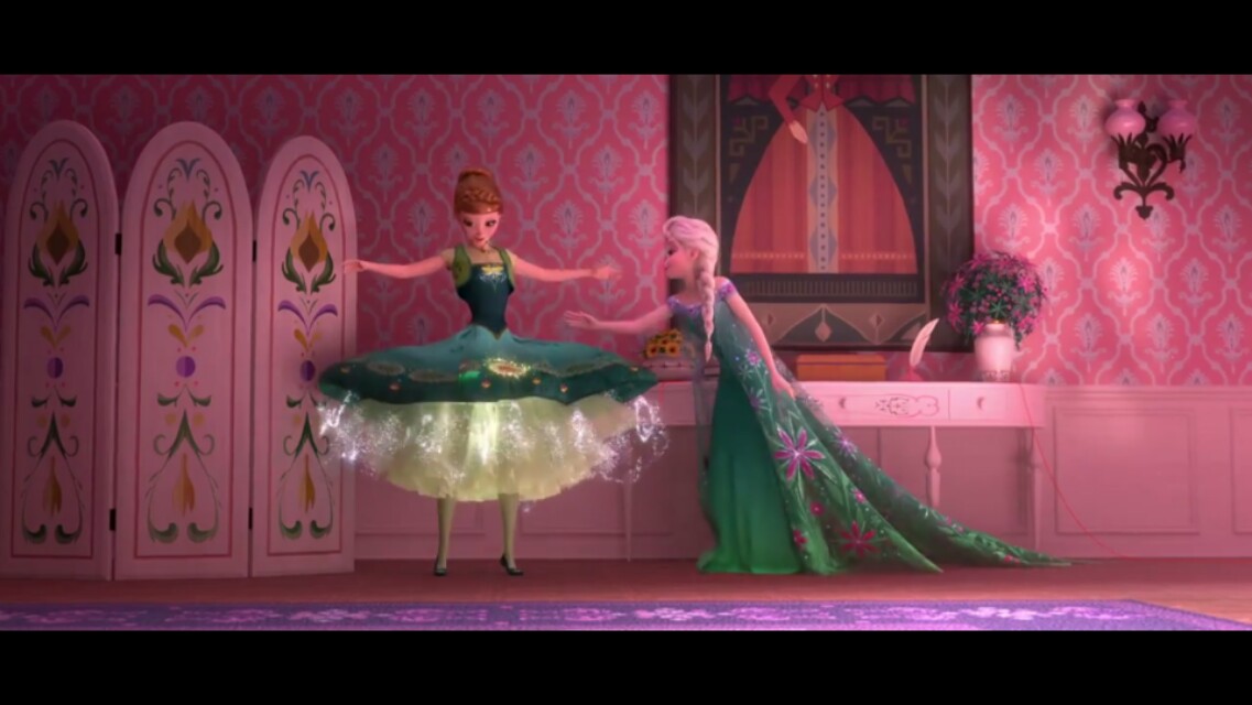 冰雪奇缘中的冰雪王国图片,冰雪奇缘城堡是哪个国家