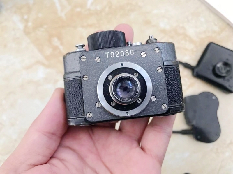 苏联光学奇迹，从克格勃特工的间谍相机到风靡全球的LOMO摄影