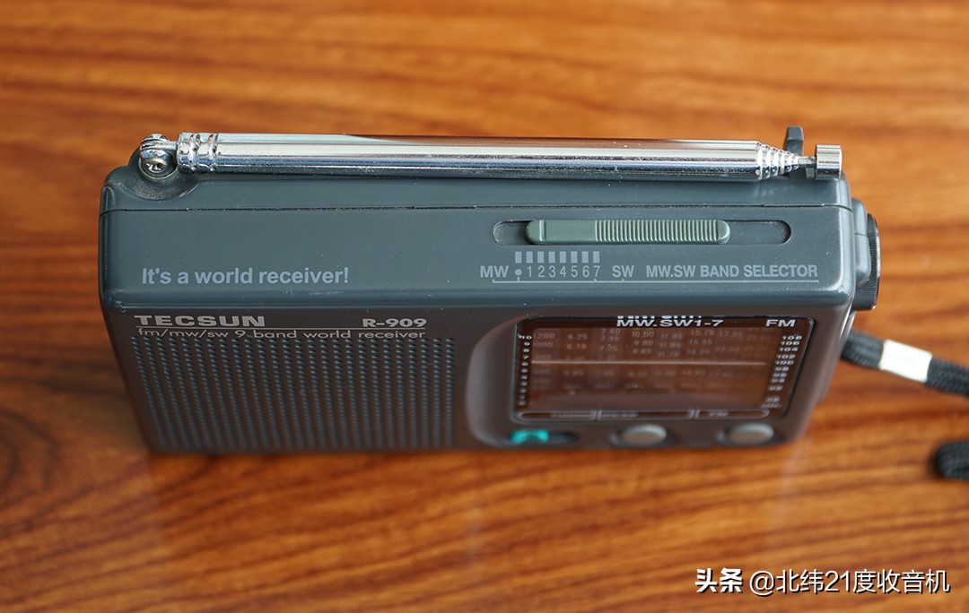 德生收音机r909与r9012哪个型号好,我的收音机