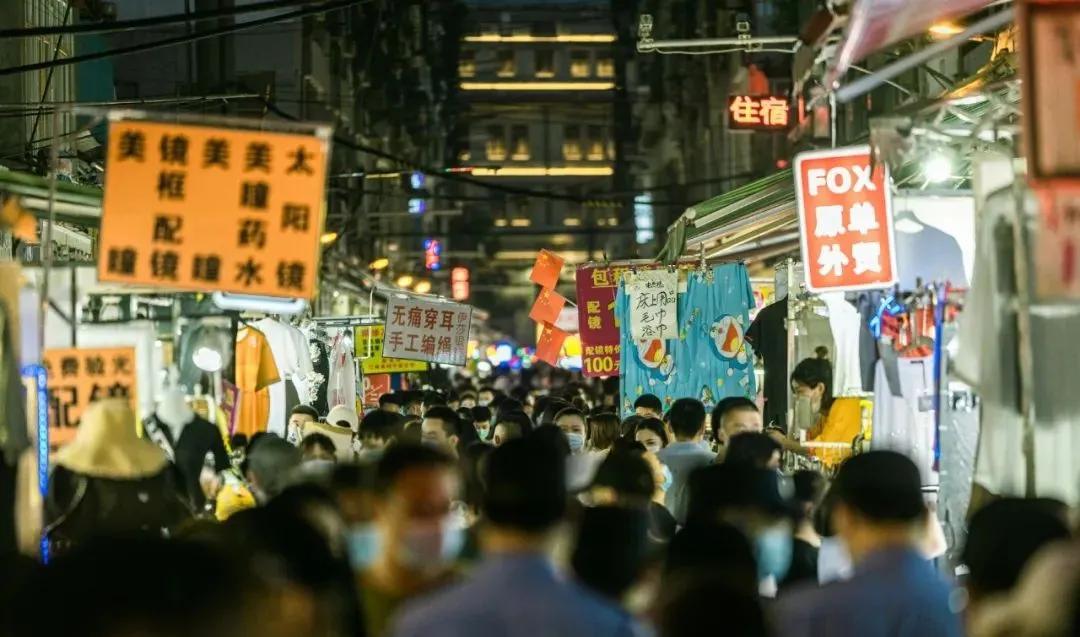 带你逛全国各地特色夜市,国内最好逛的夜市摊来了就不想走