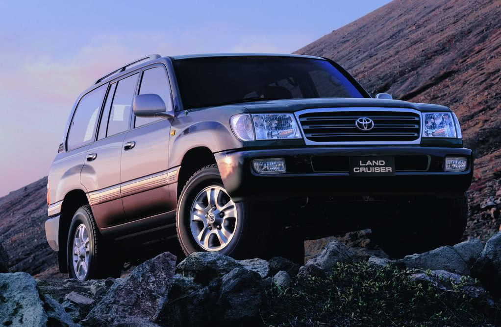 瘦死的骆驼比马大换句话说,陆巡4500柴油版二手11年