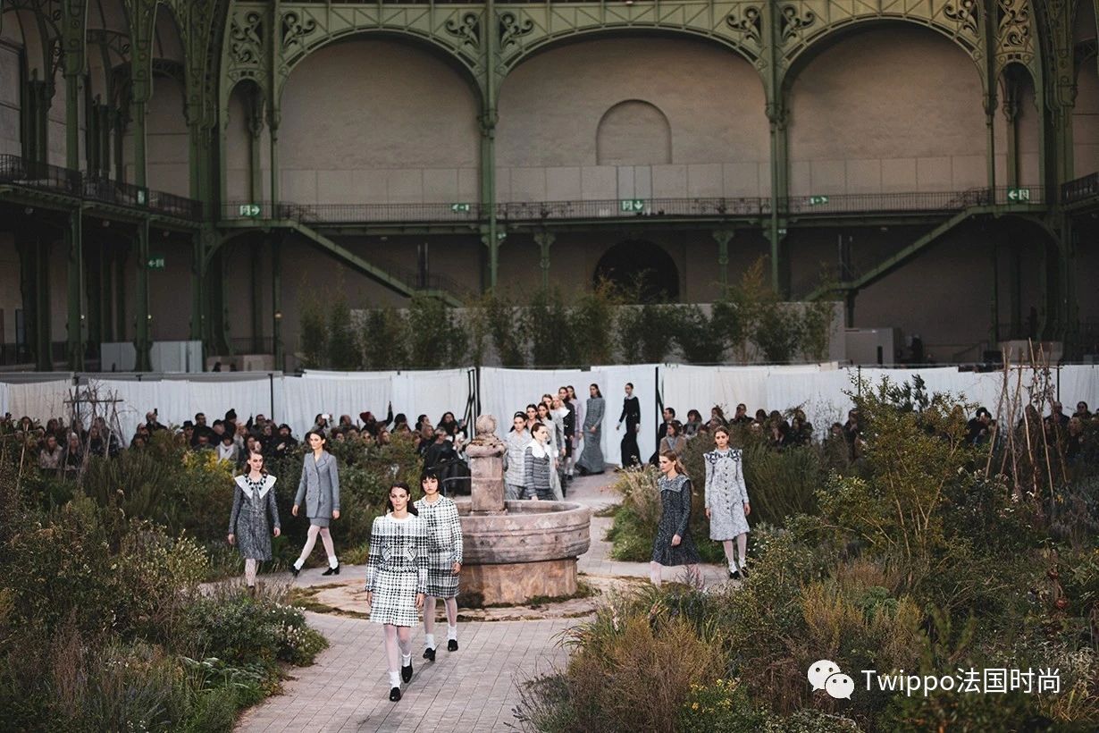2020秋冬巴黎时装周givenchy秀场 (jacquemus 2020巴黎时装周秀场)