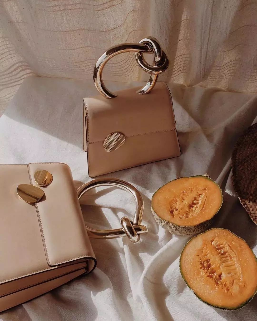 掐指一算，这些新包你会心动丨外表更好看