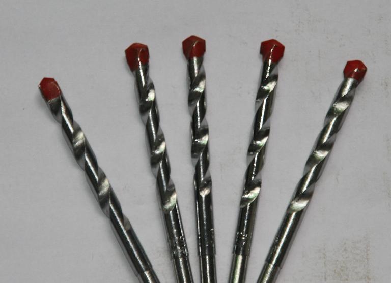 手电钻的批头都是通用的吗,手电钻钻头批头套装推荐