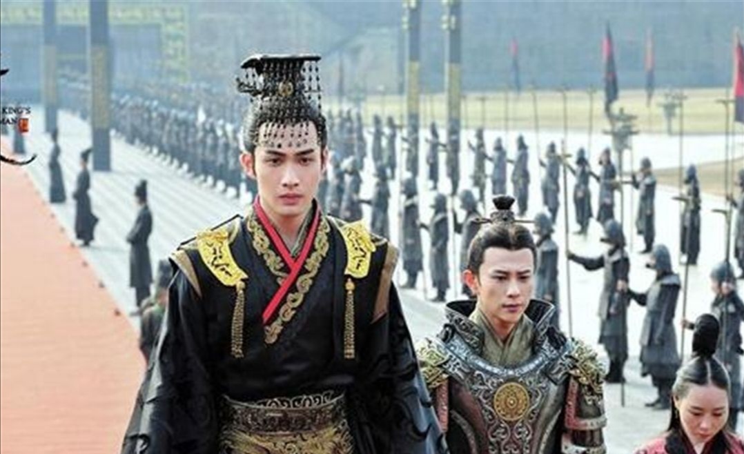 修长城月工资8000元,别不信,孟姜女听听就行