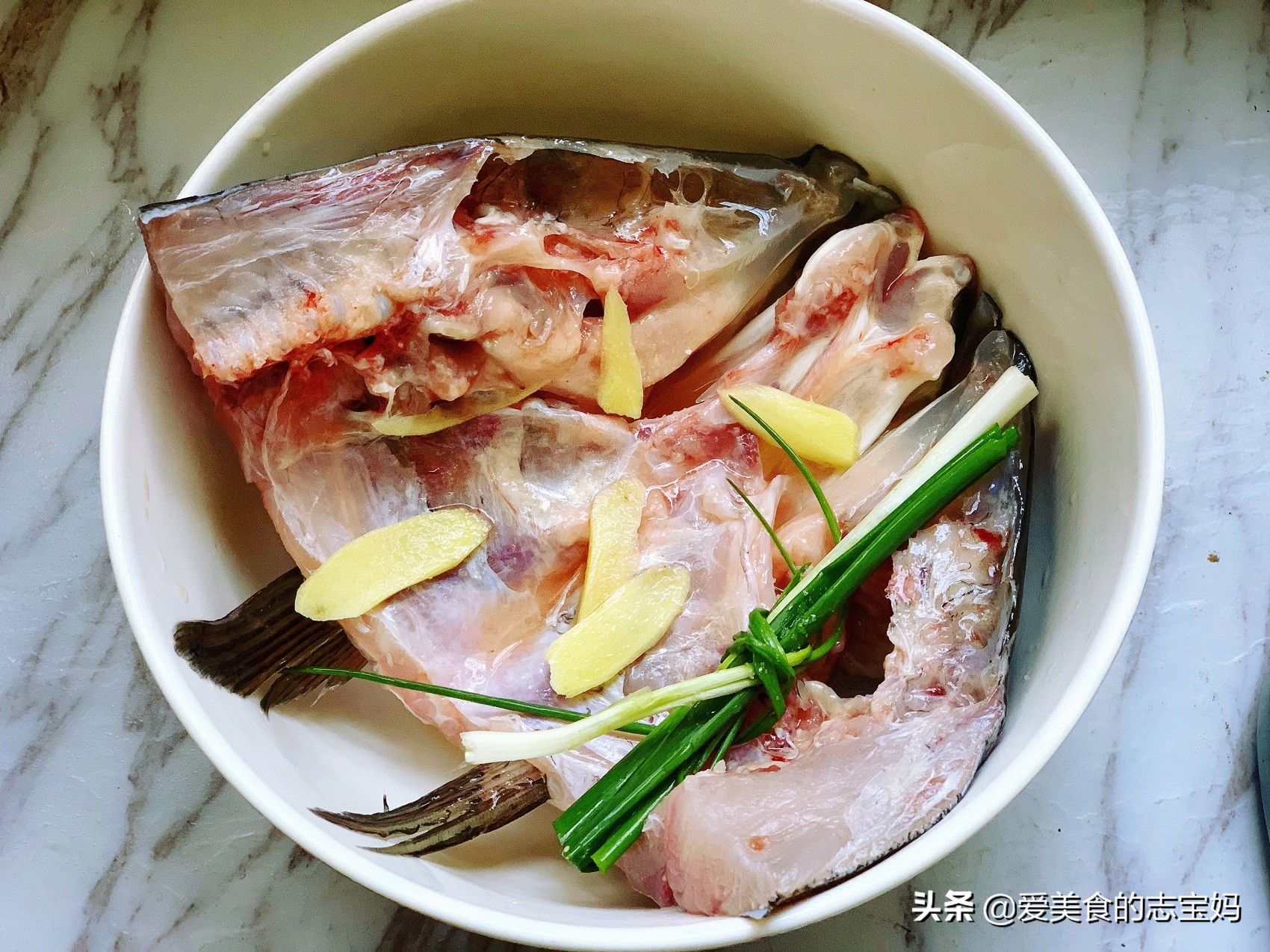 剁椒鱼头最正确做法才好吃,这才是剁椒鱼头的正确做法太香了