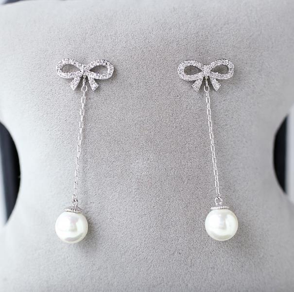 耳钉小众高级感百搭推荐,简单款的耳钉也可以戴出时尚感