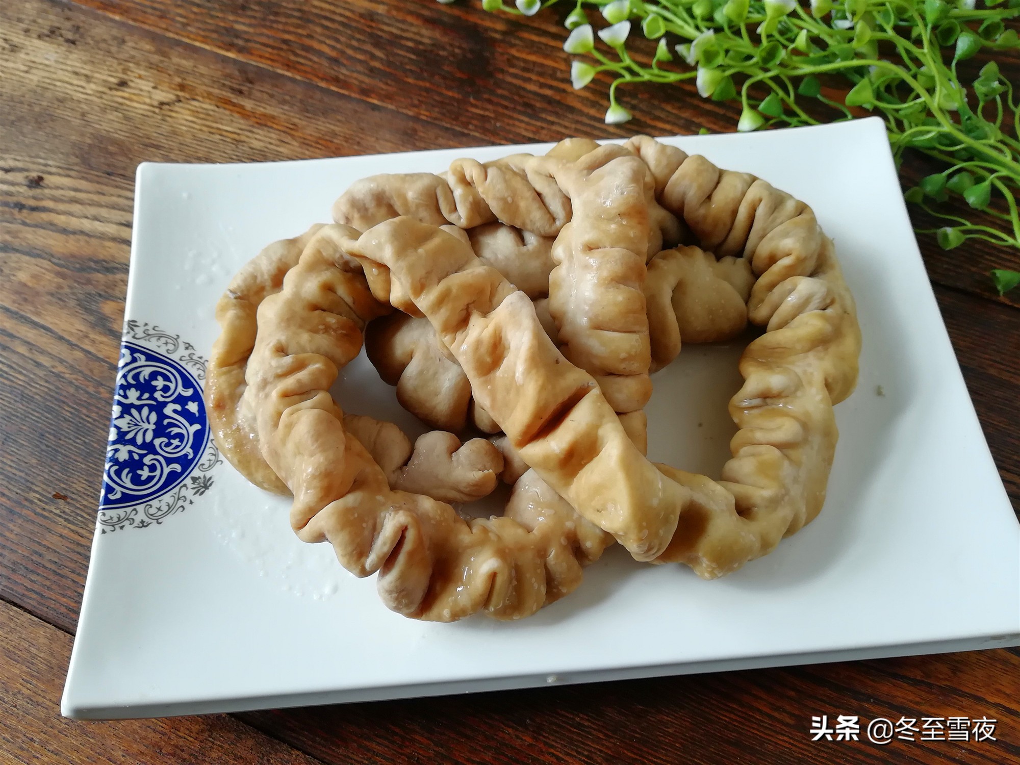 怎样洗肥肠的方法教程,清洗肥肠的正确做法