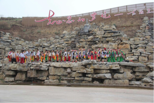 鍏嬩緷榛戠伀鎶婅妭绡濈伀鏅氫細,鍏嬩緷榛戠伀鎶婅妭鐜板満鐩存挱