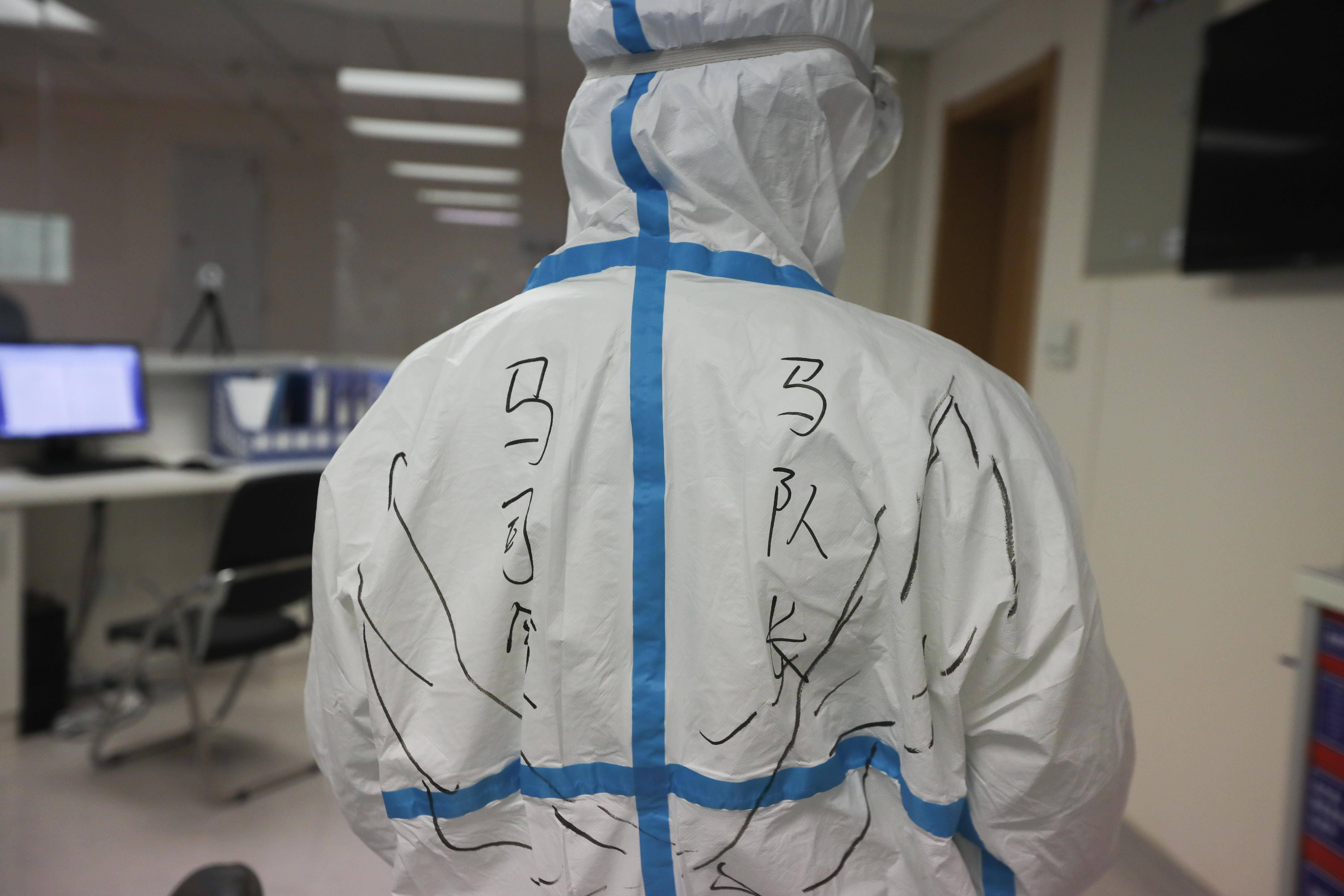 白衣作战袍,用爱守护“宁”