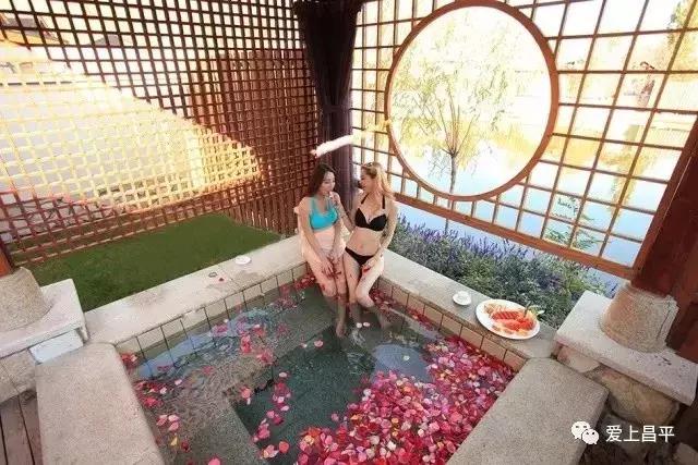 4.5折温泉套餐,99元一晚温泉