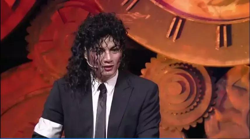 堪比当年的迈克尔杰克逊,迈克尔杰克逊巅峰长相