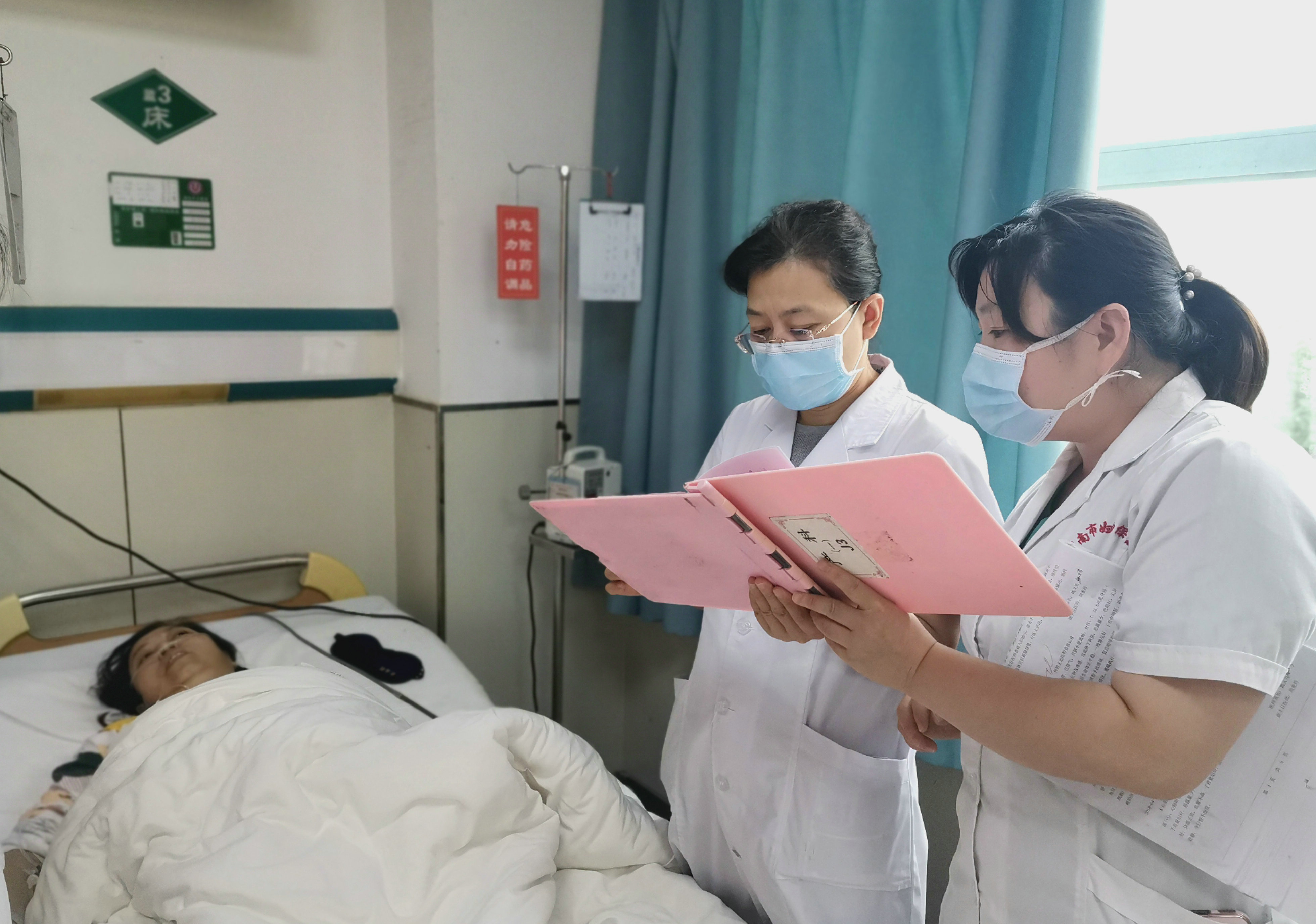 母婴护理健康守护者,妇幼保健院守护母婴