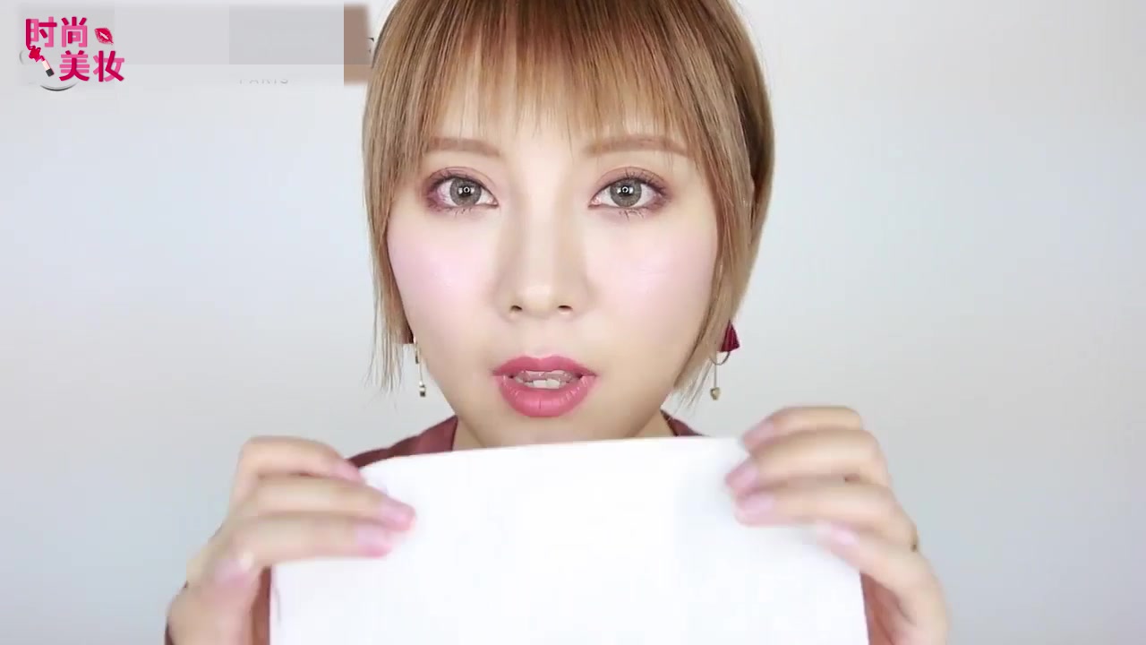 美妆教程涂唇釉,兰蔻美妆视频教程
