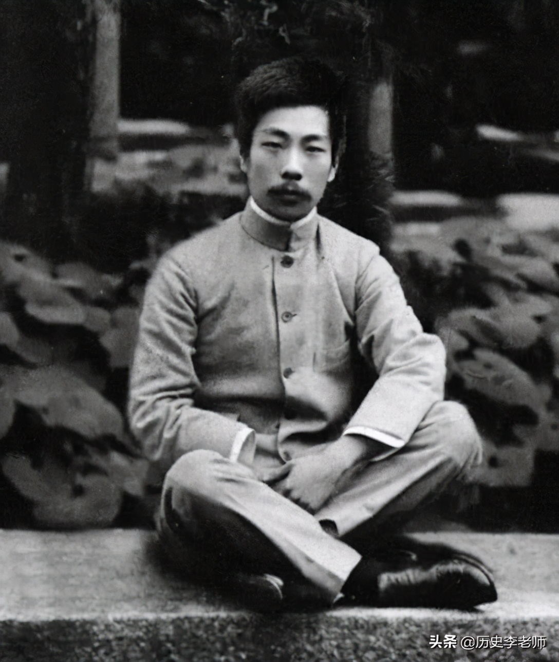 鲁迅和毛主席素未谋面,如何评价主席?鲁迅:他们代表着中国将来