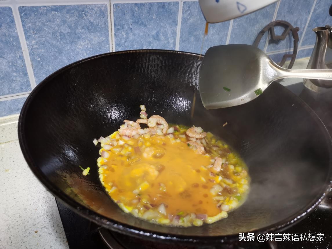蒜香味虾扯蛋,虾扯蛋简单美味